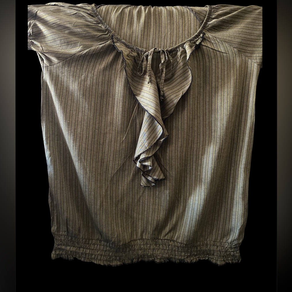 Win Size  XL Women shirt